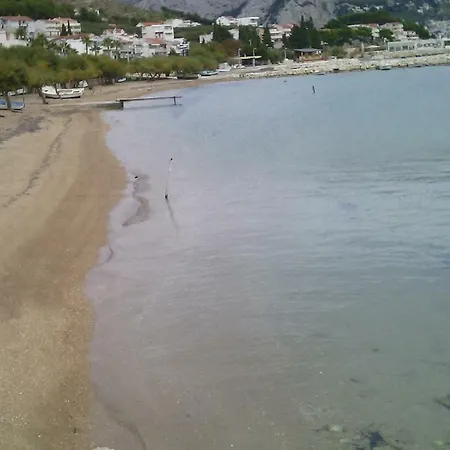 Dujmovic 3 招待所